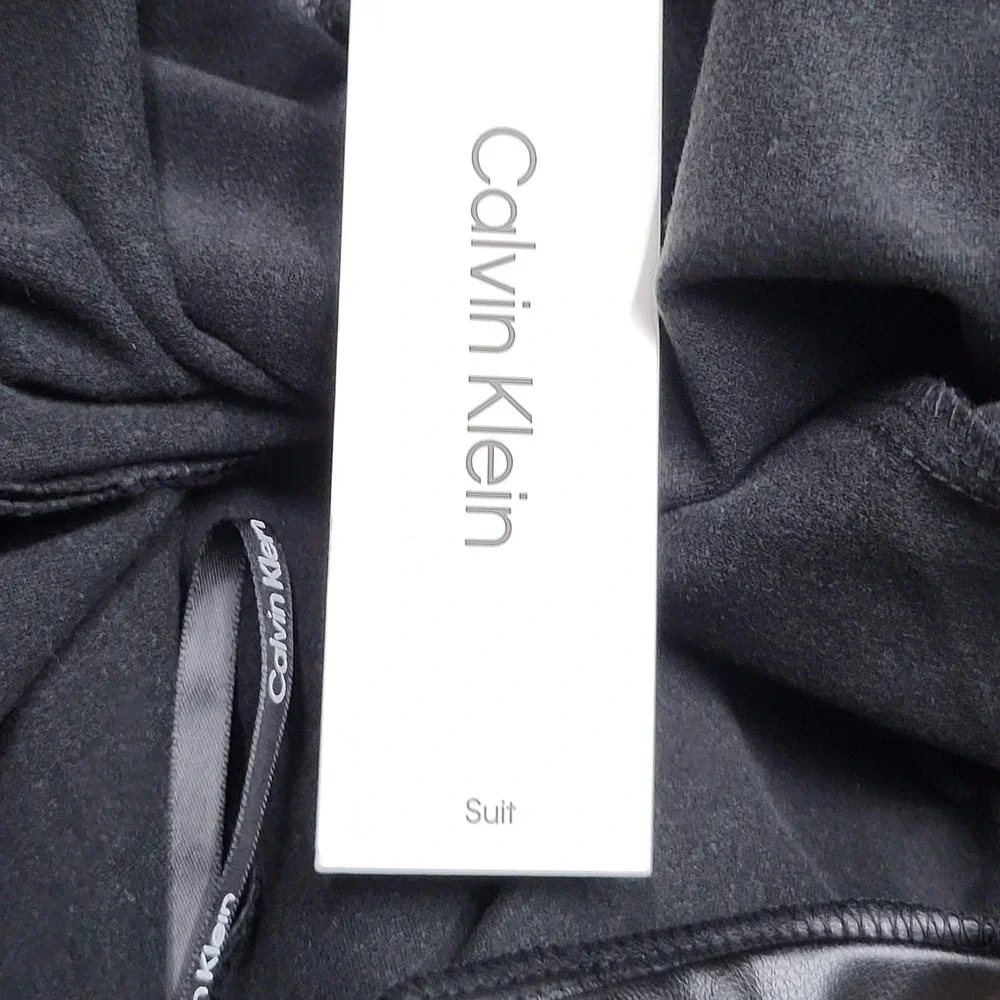 Calvin Klein *please carefully